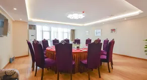 Vienna Hotel Nanjing Olympic Sports Center - Image 5