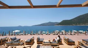 Lures Hotel - Image 5