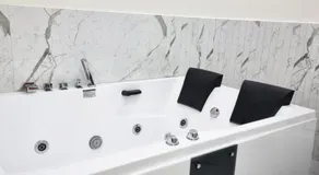 Alko Hotel Shkoder - Image 4