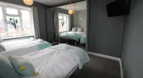 Holland House  - Image 2