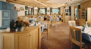 Gasthof Hotel Wöhrmaurer - Image 2
