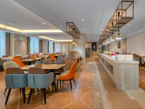 Vienna International Hotel Sanmenxia South Station - Image 3