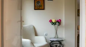 Avenue House - Image 4