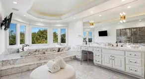Stone Oak Estate - Image 3