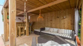 Villa apta para niños con terraza, barbacoa y jardín | Vistas al jardín - Image 4