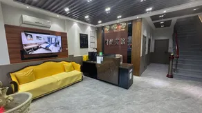 Fashionable Express Hotel - Image 3