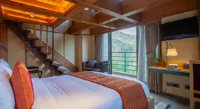 ELIVAAS Blushing Pines Stunning 3 BHK  - Image 2