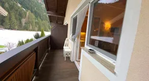 Apartment with Terrace in Hollersbach - Image 4