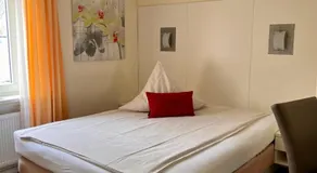 Hetzel's Hotel - Image 2