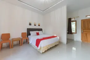 RedDoorz near Ciletuh Sukabumi - Image 2