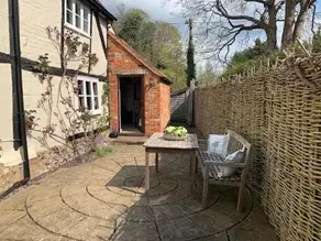 Come and Stay in our Charming Cottage - Image 3