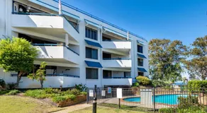 Everything you need including a pool! Karoonda Sands Apartments - Image 5