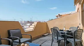 Attic Valencia Beach - Image 5