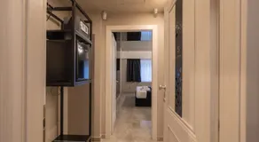 Maximum Exclusive Suite & Spa - Image 4
