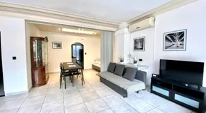 Central Park Apartments - Image 5