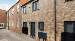 Inviting 2 Bedroom House in Dorking - Image 5