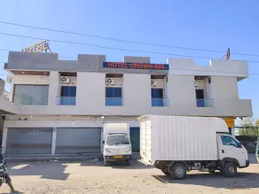 Hotel Crown Inn - Image 3