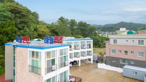 Samcheok sky Pension - Image 5
