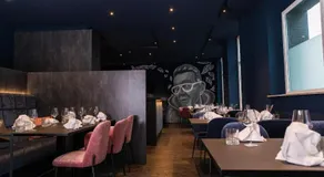 Hotel Monopol - Image 2