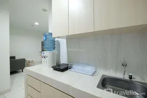 Comfort and Homey 2BR at Sentul Tower By Travelio - Image 3