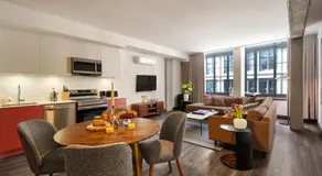 Bresoles Hotel - Image 2