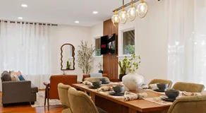 New Elmhurst Gem - Game Room & Amazing Yard - Image 3