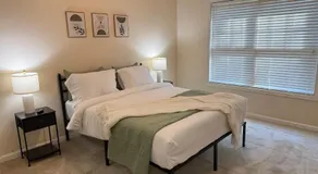 Charming townhouse ideally situated in Grayson - Image 2