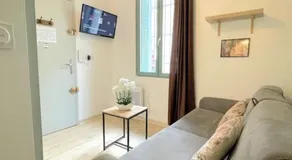 Mini studio 10m2 central & clim Idéal pour une escale à Béziers - Image 4