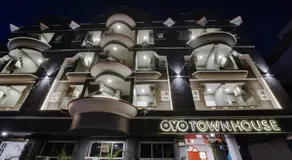 Super Townhouse Srm Kuppakonam Pudur - Image 5