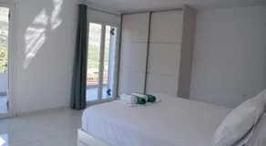 Black & White Apartments - Image 2