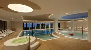 PINEA STUDIO APARTMENT with sea view with free entrance to swimming pool, sauna and jacuzzi - Image 3