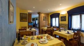 Hotel Rural Los Cerezos de Yanguas - Image 3