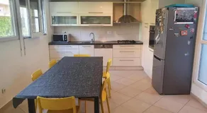 mate,s home - Image 2