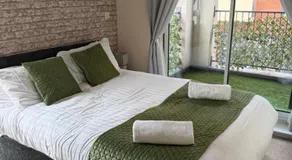 Beautiful 2 bedroom apartment in lawley village - Image 2