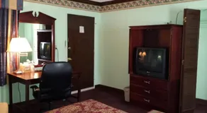 Executive Lodge - Image 2