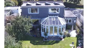 Seven Bed and Breakfast - Image 5