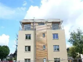Your Stay Bristol Cotham Lawn - Image 5