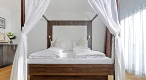 Hotel ChiemseePanorama - Image 2