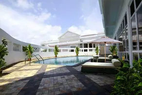 Camelot Hotel - Image 4