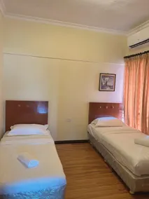 Marina Court Resort Condominium - Image 3