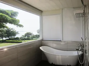 Breeze and Waves Hostel - Image 2