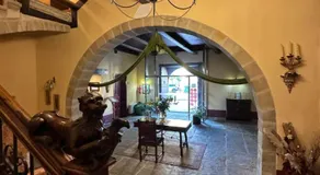 Hotel De La Villa - Image 3