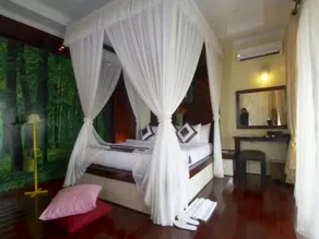 Romantic 1 Bed Room Pool Villa Kuta - Image 2