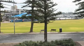 Econo Lodge Dockside Glenelg - Image 3