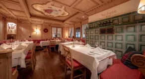 Gasthaus Weinhotel Adler - Image 2