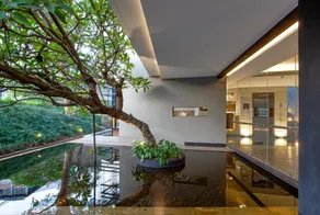 Miers Kuningan, ARTOTEL Curated - Image 3
