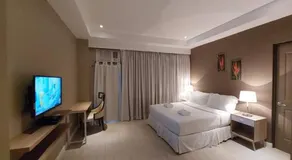 Villa Verde Guest House - Image 2