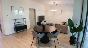 Fenyvesliget Apartmanok - Image 3