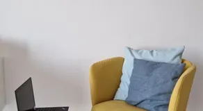 Cozy one-room apartment with garage and AC - Image 5