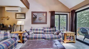 108 Escape: Ski-In, Chill-Out |Waterparks & Hiking - Image 2